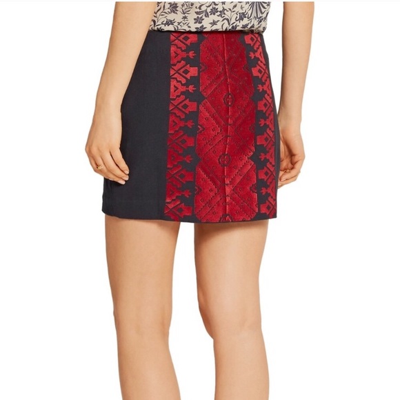 Figue Mini Skirt - Picture 2 of 3